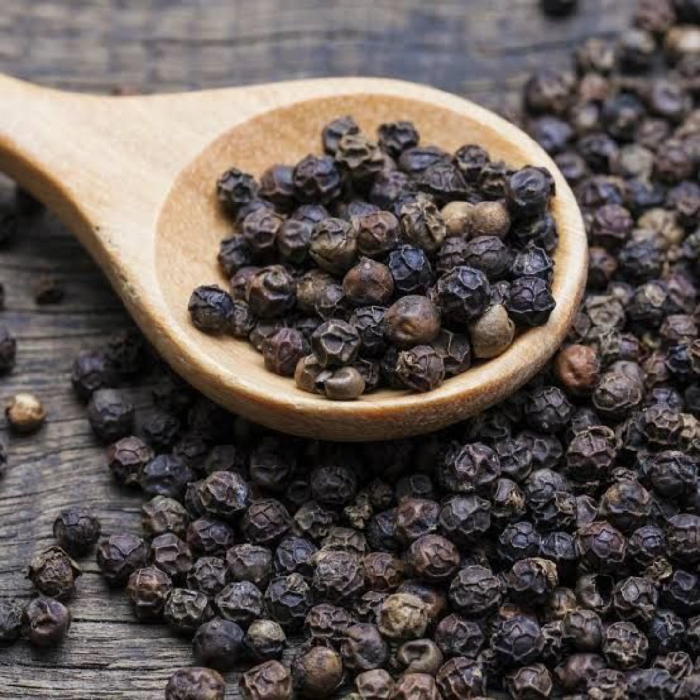 Black pepper whole peppercorn